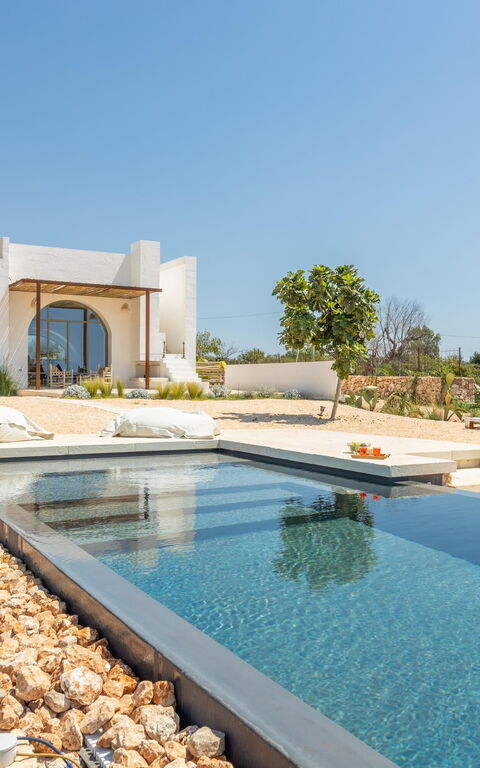 Villa Perla Del Sud: Building Exterior, Outdoor, Pool