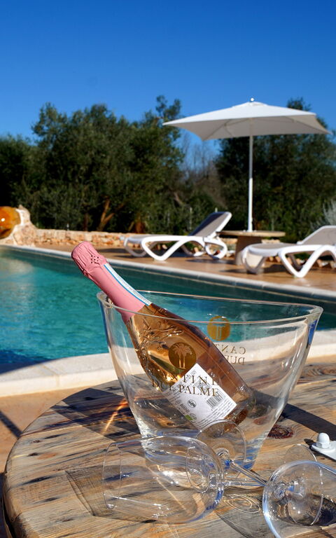 Trullo Samanta: Building Exterior, Outdoor, Pool