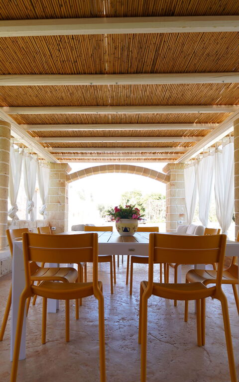 Trullo Samanta: Balcony / Terrace / Patio, Building Exterior, Outdoor