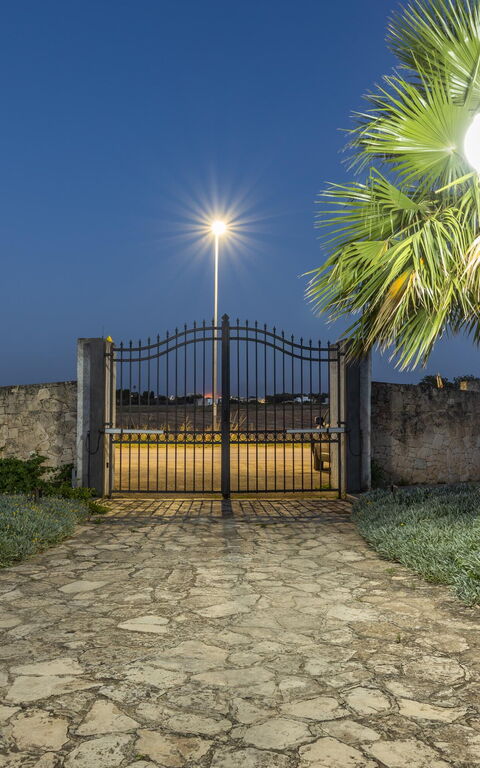 Villa Oasi Di Pace: Building Exterior, Garden, Main Entrance, Outdoor