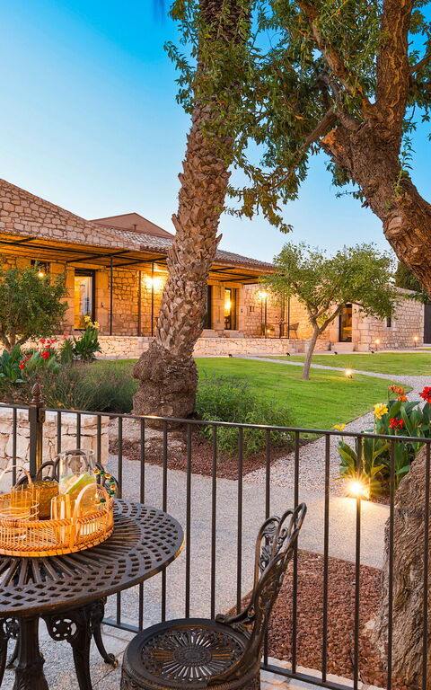 Dimora Spinazzella: Building Exterior, Garden, Outdoor