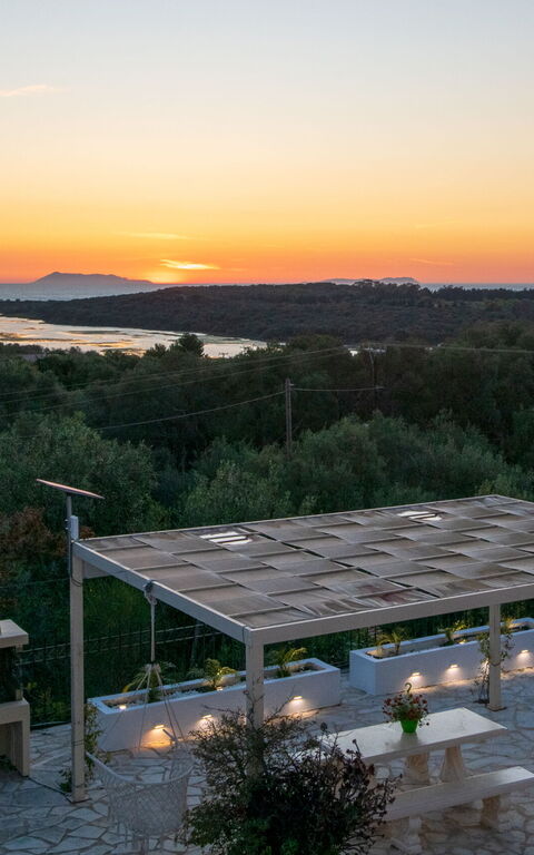 Villa Irida: Outdoor, Scenic View