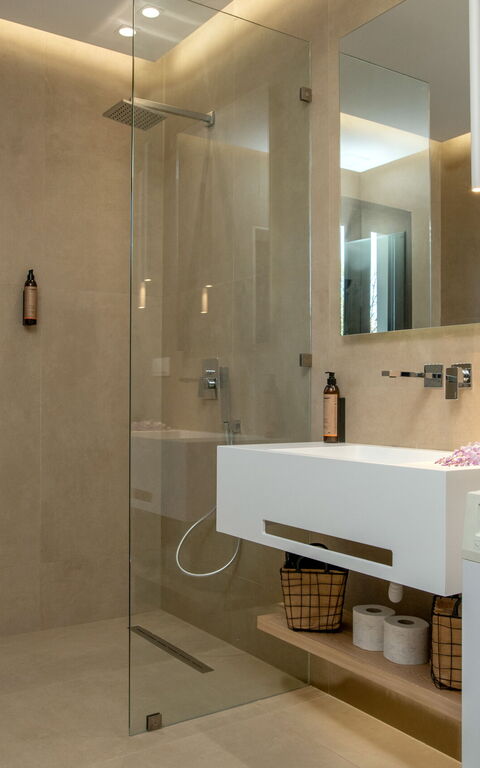 Villa Irida: Bathroom