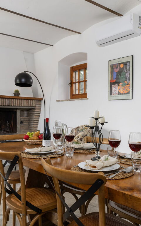 Villa Anna: Dining Room