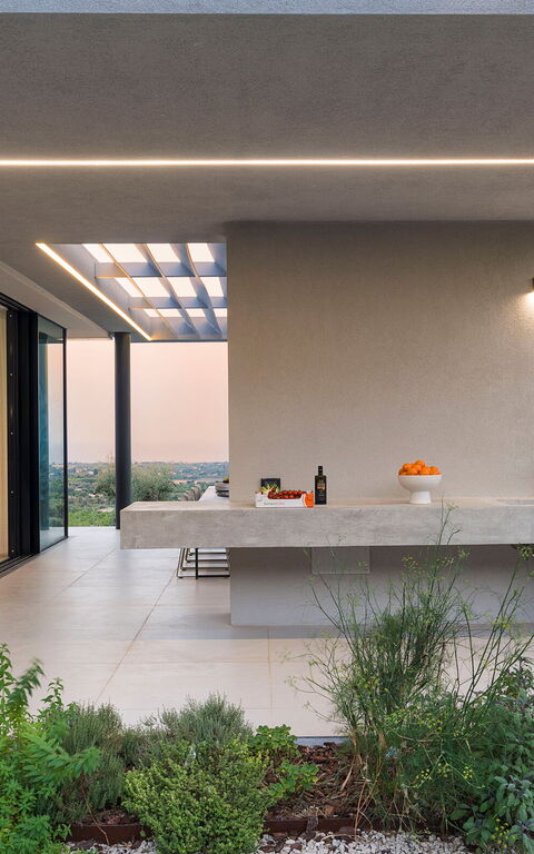 Villa Calypso: Balcony / Terrace / Patio, Building Exterior, Outdoor