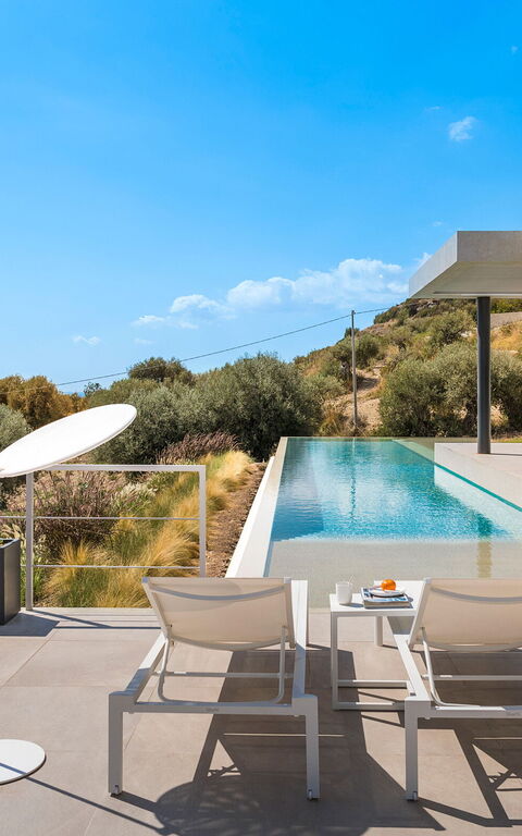 Villa Calypso: Balcony / Terrace / Patio, Building Exterior, Outdoor