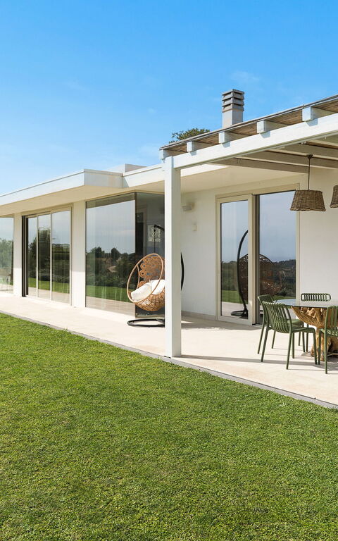 Villa Petite Afrique: Building Exterior, Garden, Outdoor