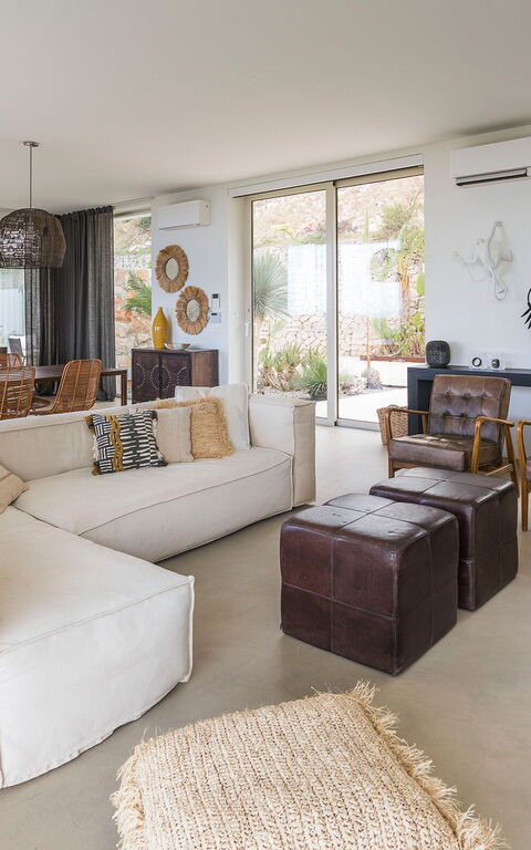 Villa Petite Afrique: Living Room