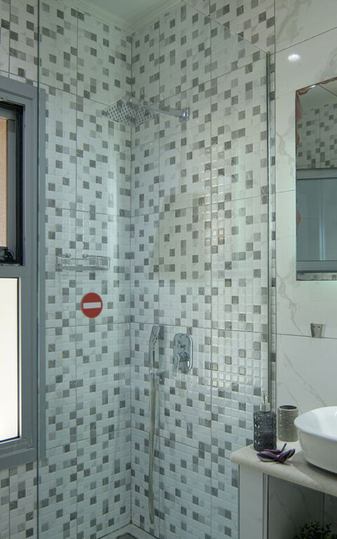 Villa Alkyoni: Bathroom