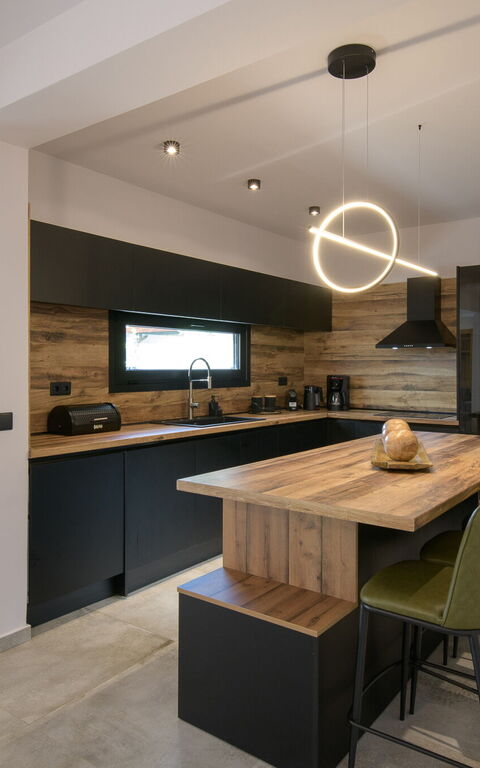 Villa Melitti: Dining Room, Kitchen