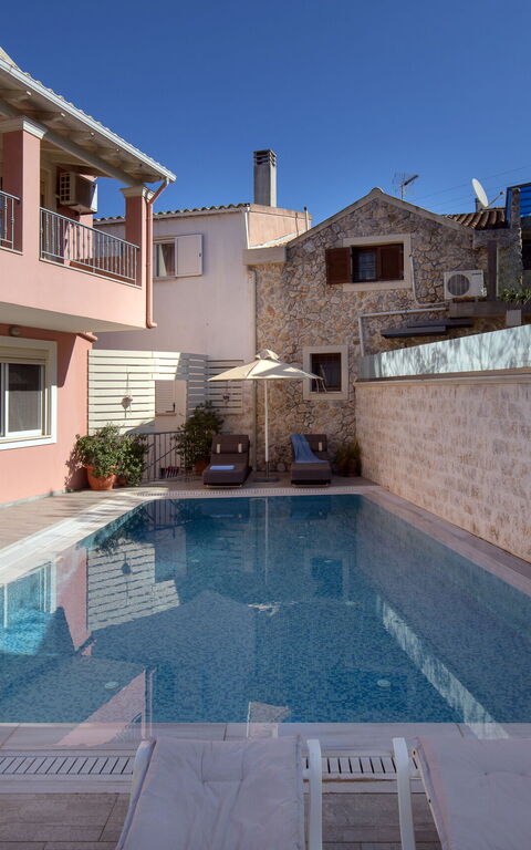 Doctor'S House: Building Exterior, Outdoor, Pool