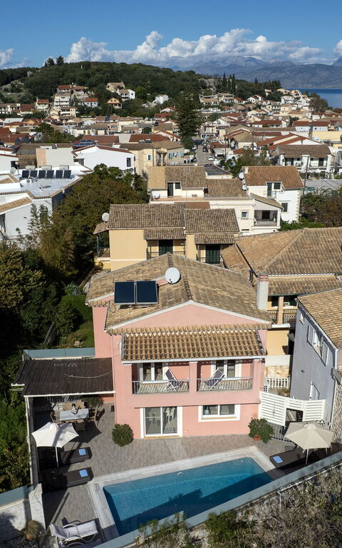 Doctor'S House: Pool, Scenic View