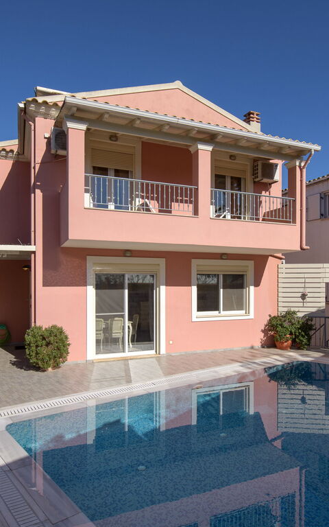 Doctor'S House: Building Exterior, Outdoor, Pool