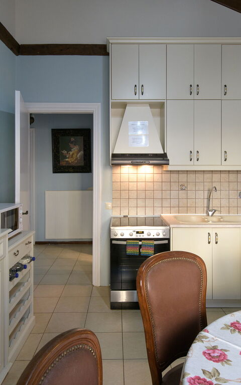 Doctor'S House: Dining Room, Kitchen