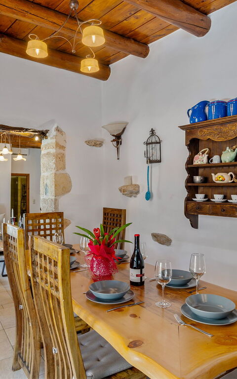 Villa Cava: Dining Room, Kitchen