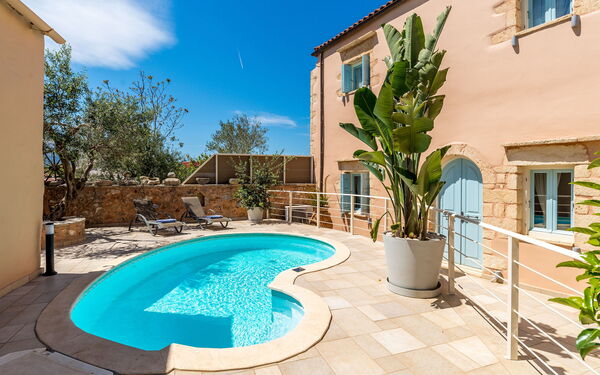 Villa Cava: Building Exterior, Outdoor, Pool