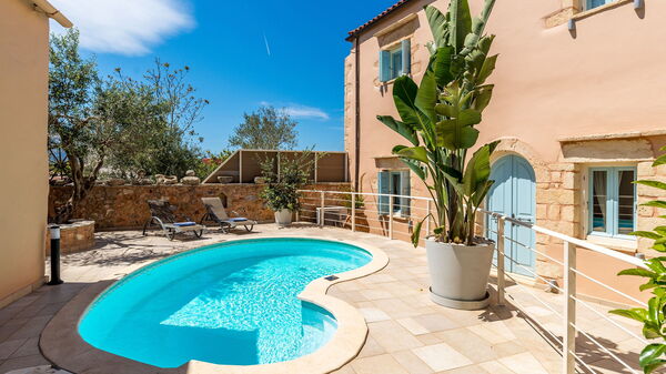 Villa Cava: Building Exterior, Outdoor, Pool