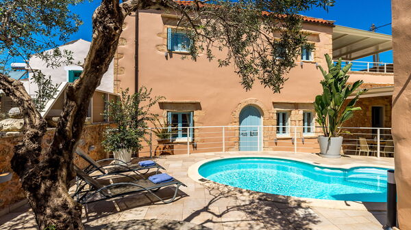 Villa Cava: Building Exterior, Outdoor, Pool