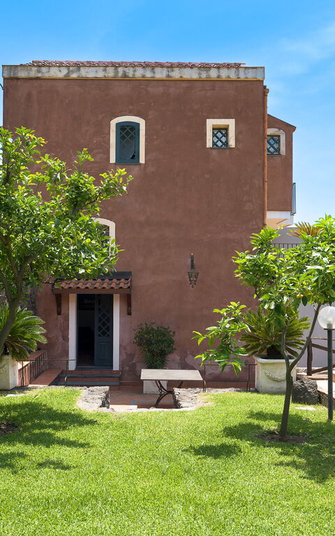 Villa Saracina: Building Exterior, Garden, Outdoor