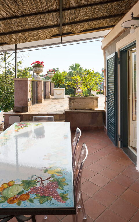 Villa Saracina: Balcony / Terrace / Patio