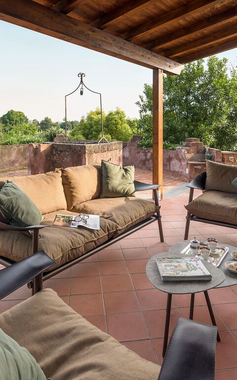 Villa Saracina: Balcony / Terrace / Patio, Building Exterior, Outdoor