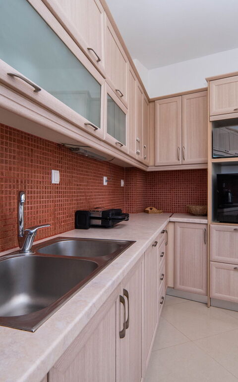Magnolia: Kitchen