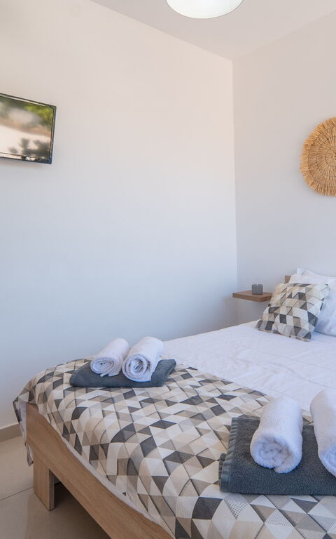 Magnolia: Bedroom