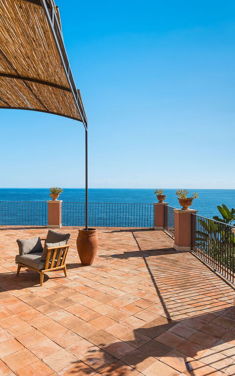 Villa Continella: Balcony / Terrace / Patio, Building Exterior, Outdoor, Scenic View