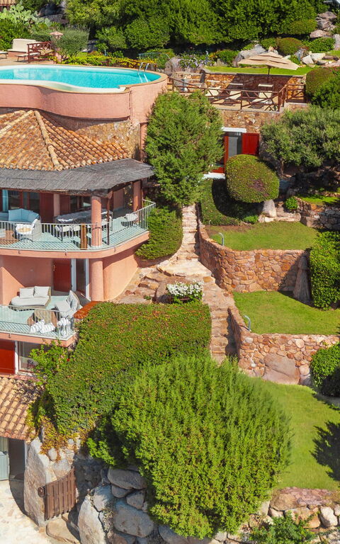 Villa Atlantide: Garden, Pool, Scenic View