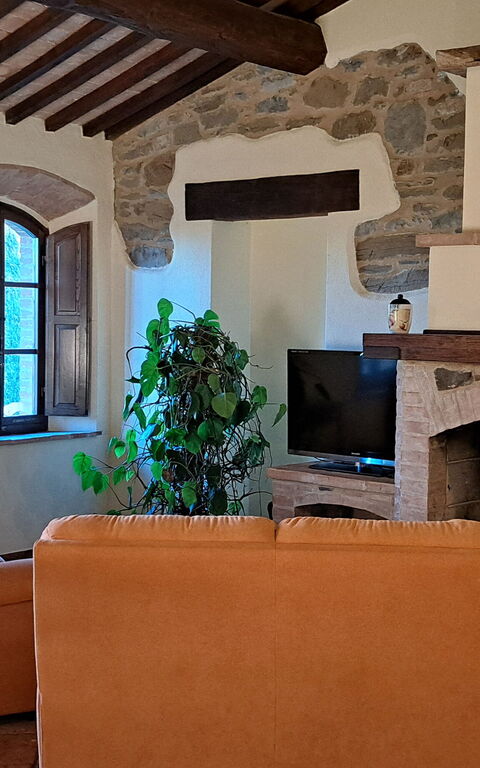 Podere Peteglia: Dining Room, Living Room