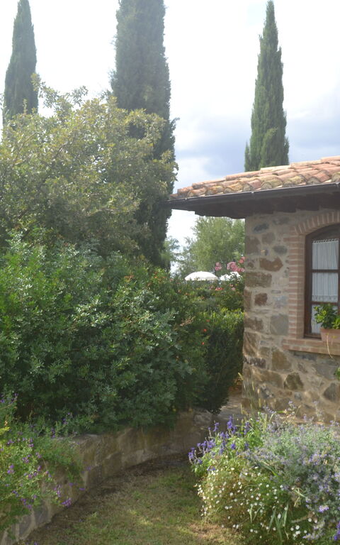 Podere Peteglia: Building Exterior, Outdoor