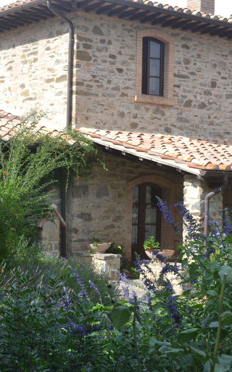 Podere Peteglia: Building Exterior, Outdoor