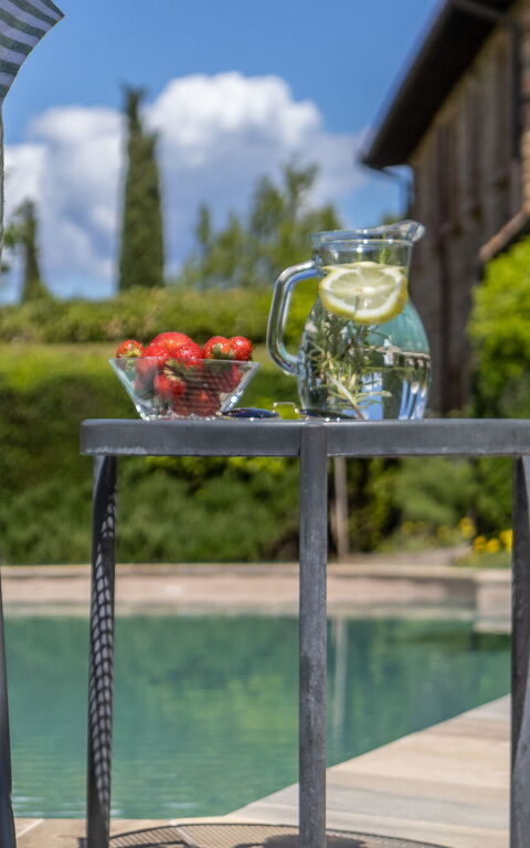 Podere Peteglia: Building Exterior, Outdoor, Pool