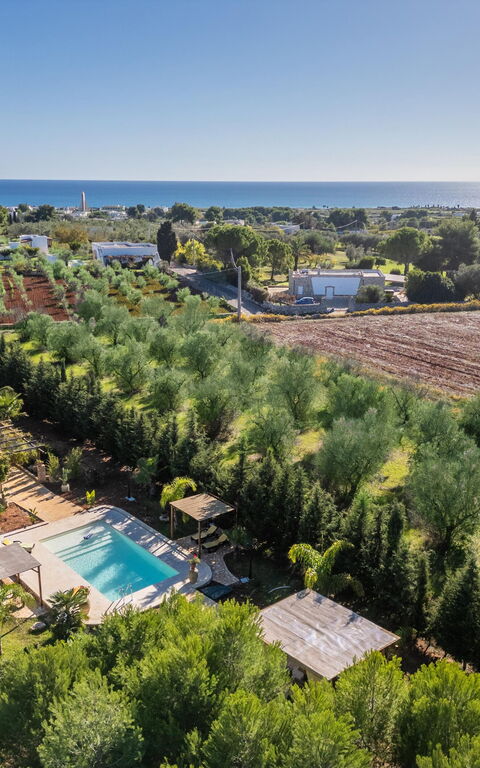 Villa Renedda: Pool, Scenic View