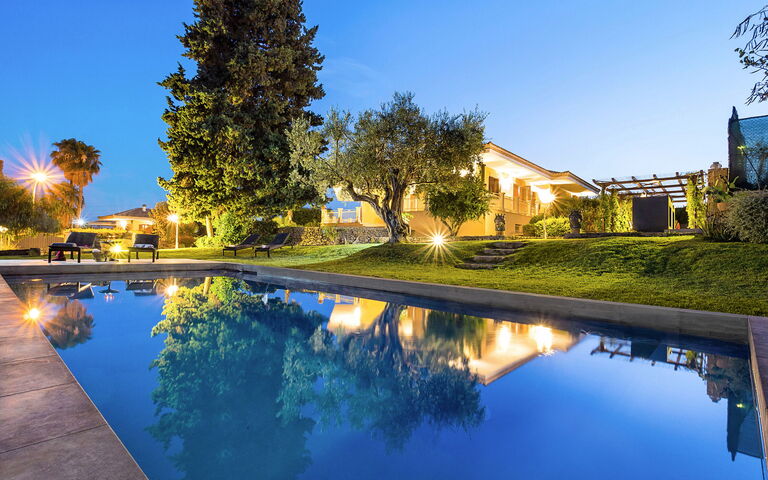 Villa Profumo D'Oriente: Building Exterior, Garden, Outdoor, Pool