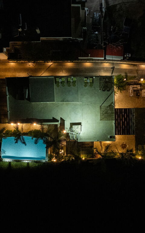 Villa Olympia: Pool, Scenic View