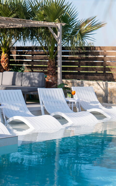 Villa Olympia: Building Exterior, Outdoor, Pool