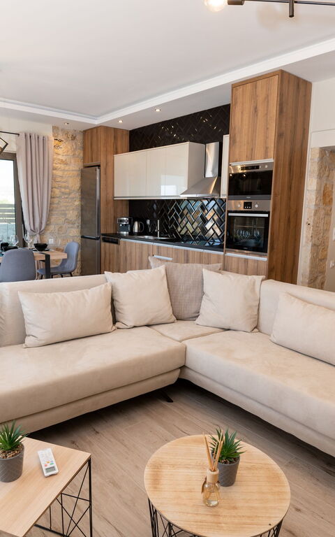 Villa Olympia: Living Room