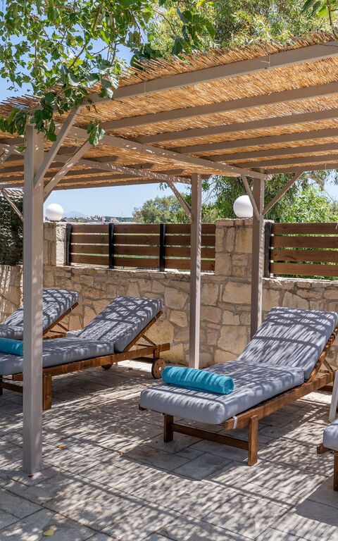 Villa Olympia: Balcony / Terrace / Patio