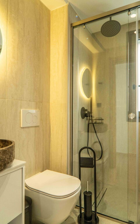 Villa Vasilissa: Bathroom