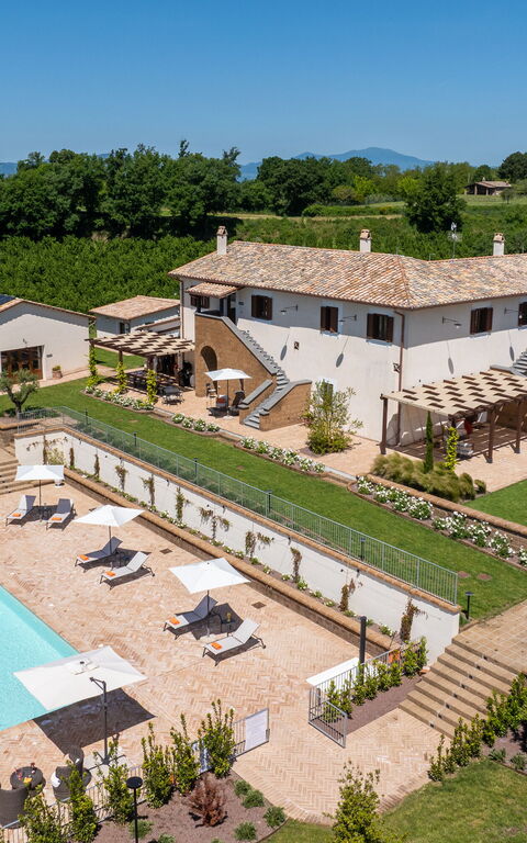 Tenuta Poggio Guiano: Building Exterior, Garden, Outdoor, Pool, Scenic View