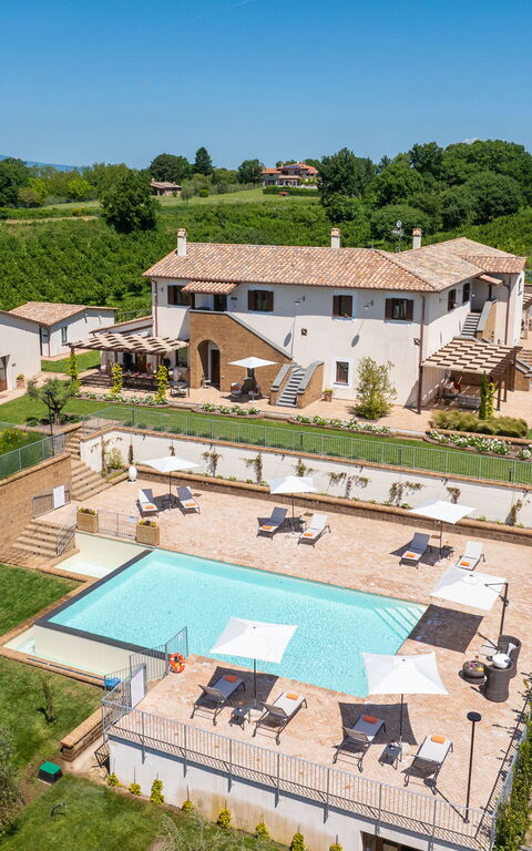 Tenuta Poggio Guiano: Building Exterior, Garden, Outdoor, Pool, Scenic View