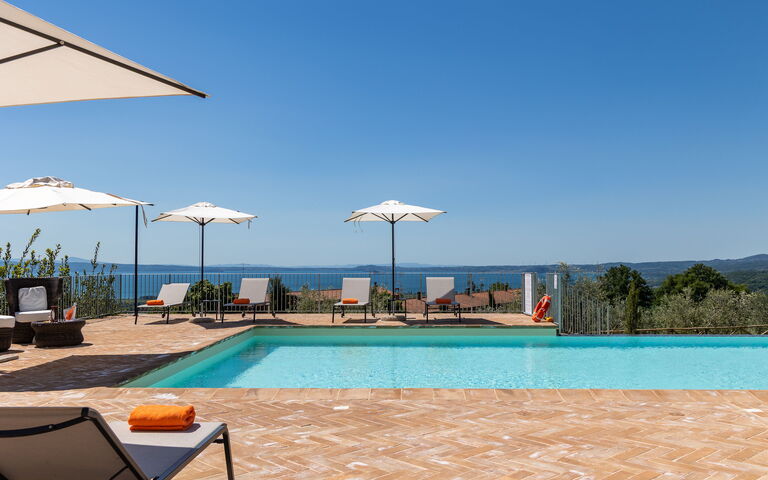 Tenuta Poggio Guiano: Building Exterior, Outdoor, Pool, Scenic View