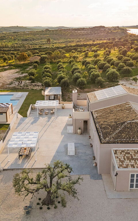 Dimora Bufalefi: Building Exterior, Outdoor, Pool