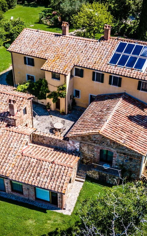 Podere i Prati: Building Exterior, Outdoor