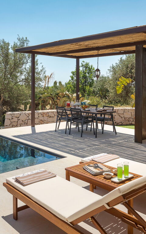Eos Villa: Building Exterior, Outdoor, Pool