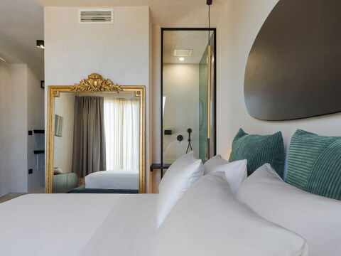 Eos Villa