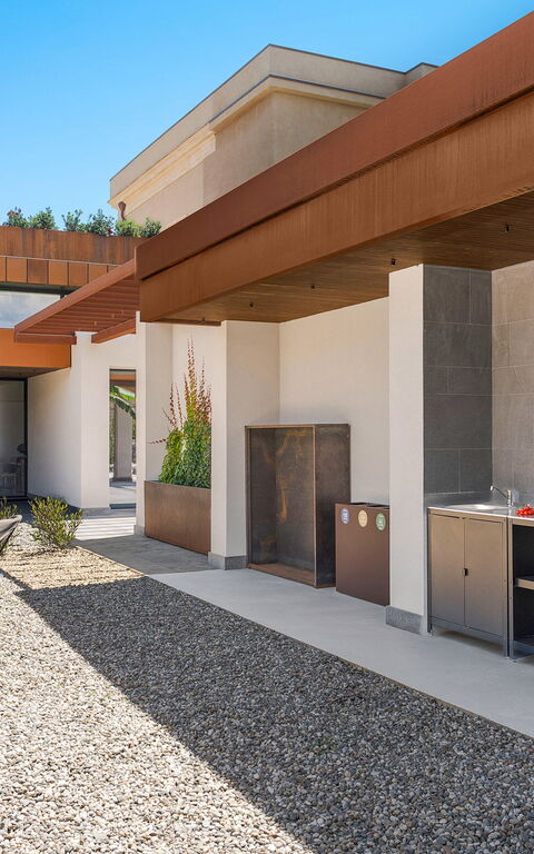 Fiumè: Balcony / Terrace / Patio, Building Exterior, Outdoor