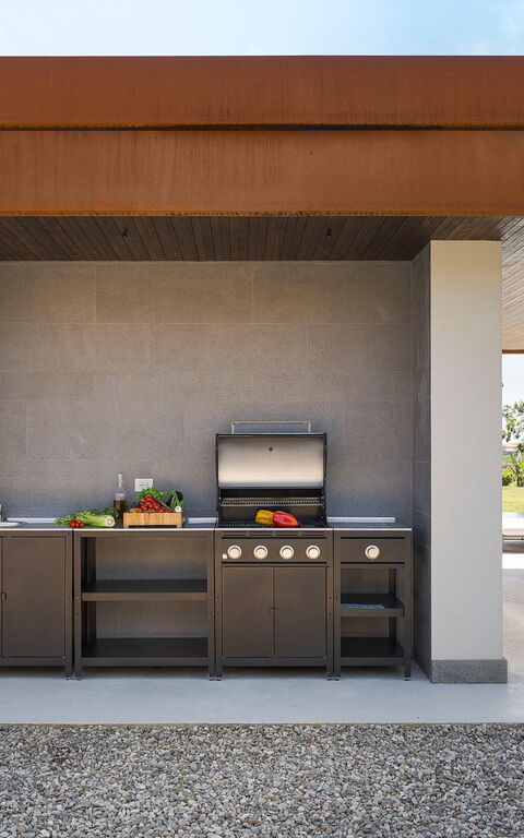 Fiumè: Balcony / Terrace / Patio, Building Exterior, Outdoor