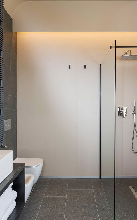 Fiumè: Bathroom